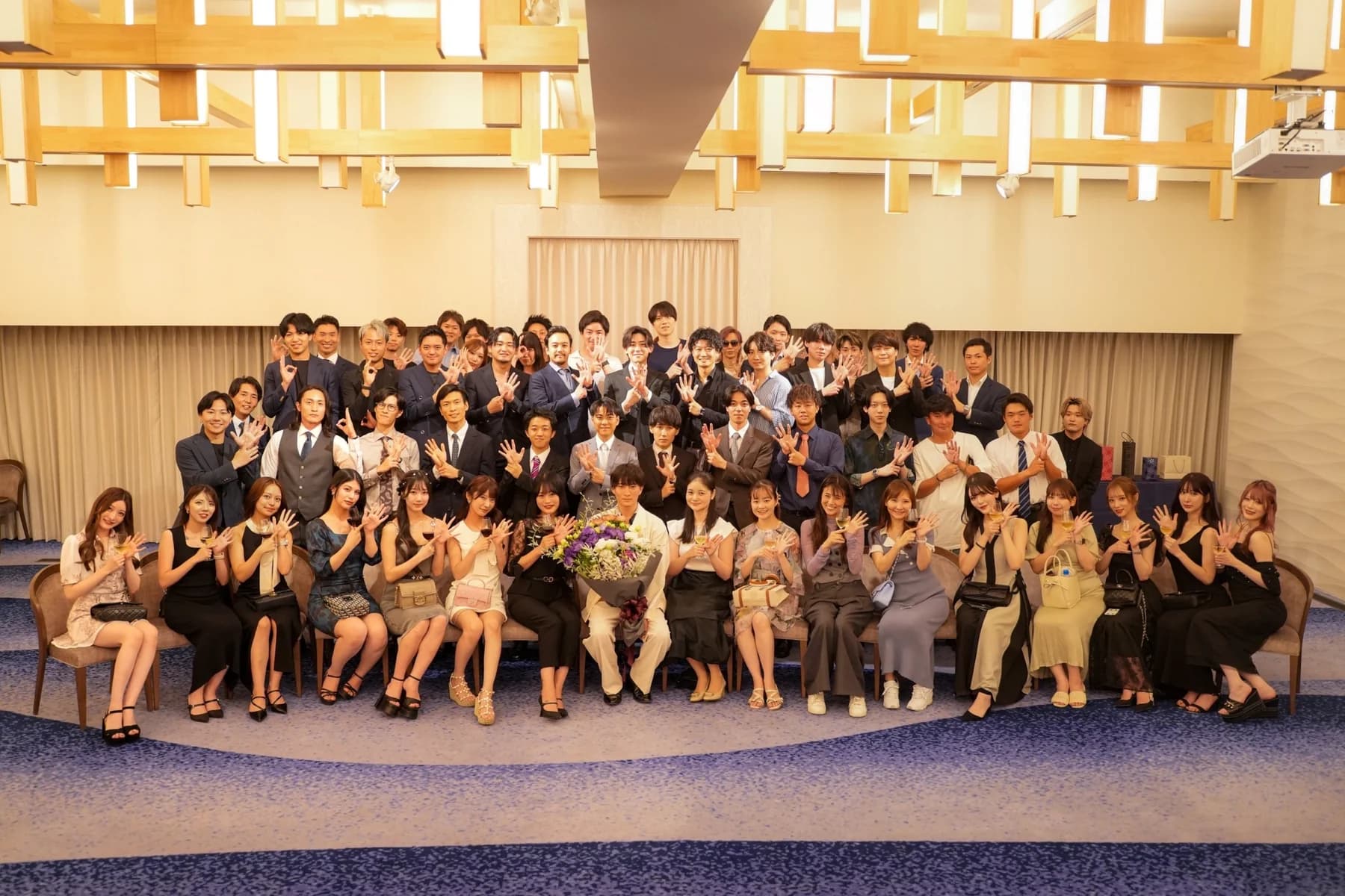 TRACK RECORDの集合写真